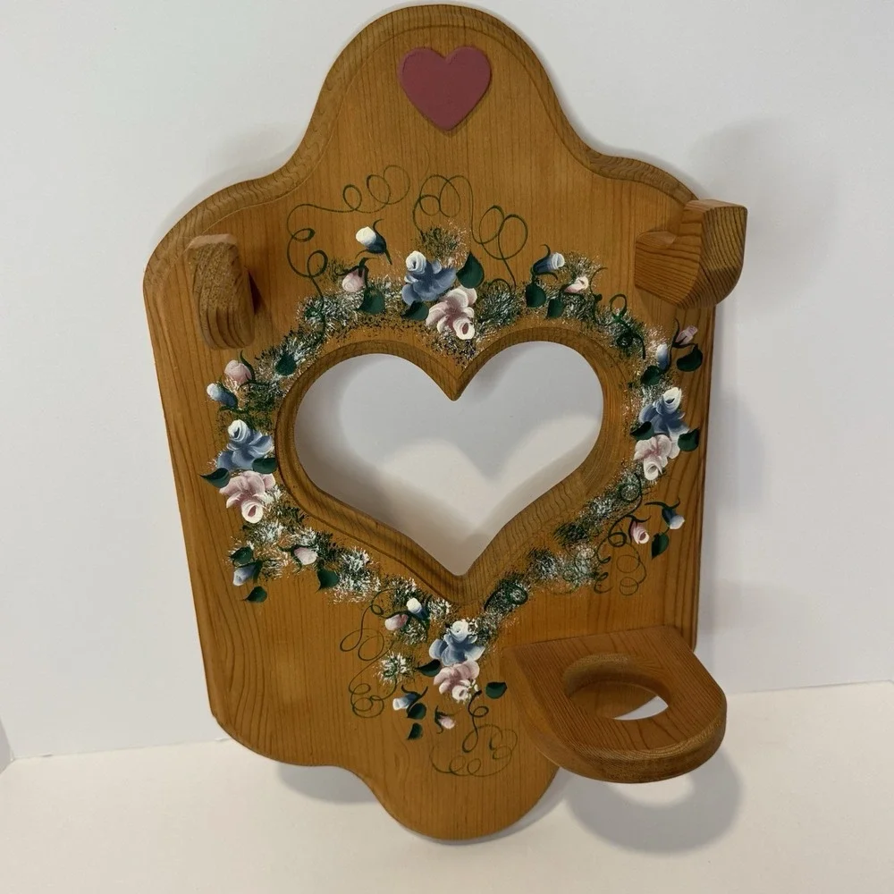 Vintage Wood Heart Cutout Hair Dryer Curling Iron Holder Wall Shelf Floral